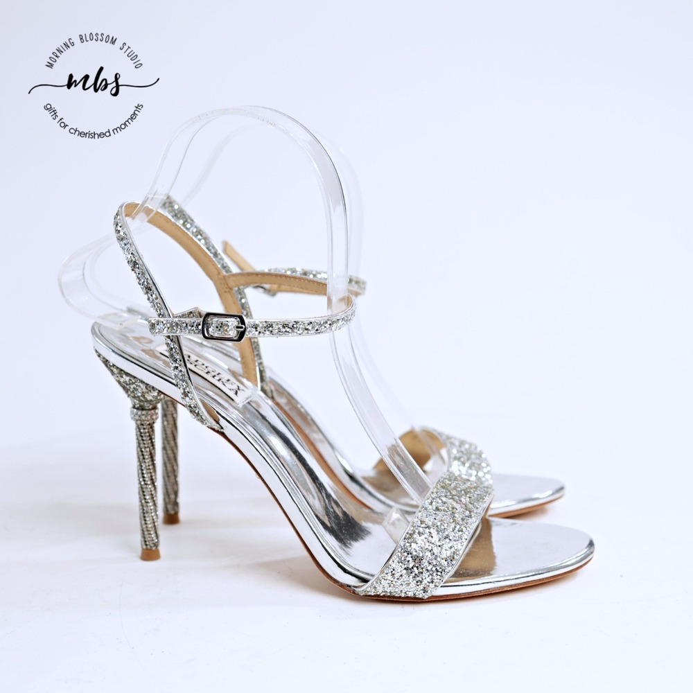 NWOT Badgley Mischka‎ Olympia Glitter Crystal Stiletto Heels Silver Women 9